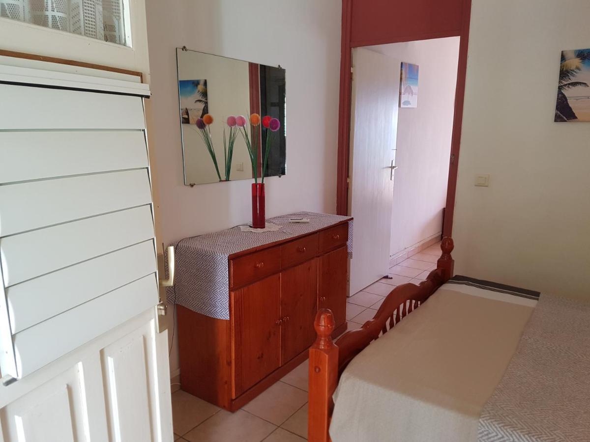 Hibiscus Apartment Le Gosier  Exterior photo