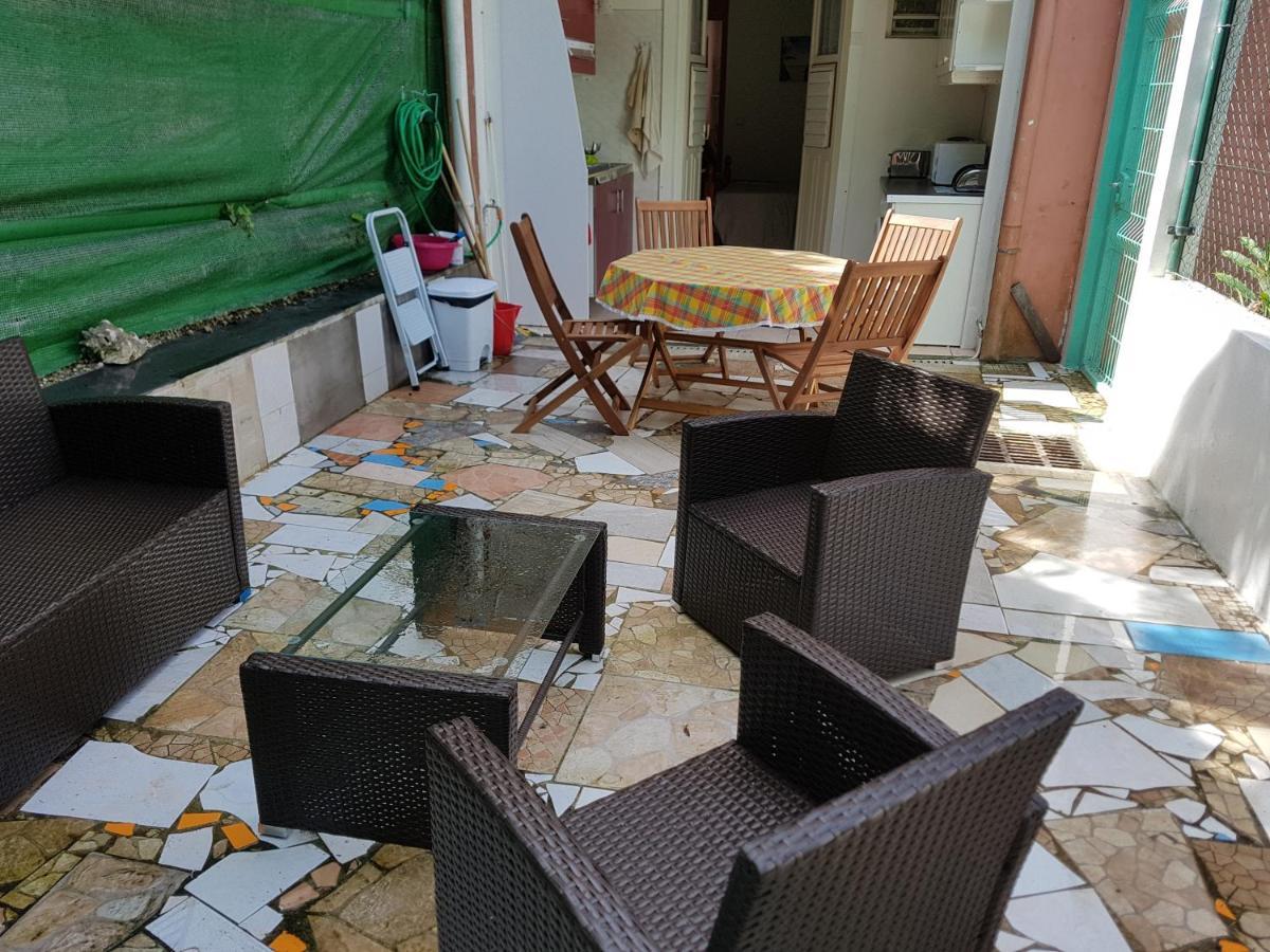 Hibiscus Apartment Le Gosier  Exterior photo
